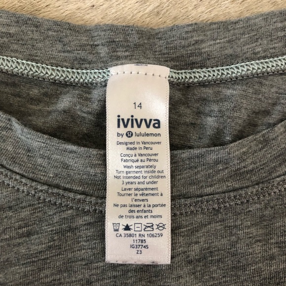 Grey Long Sleeve Shirt with Iridescent Star Ivivva - Picture 7 of 7